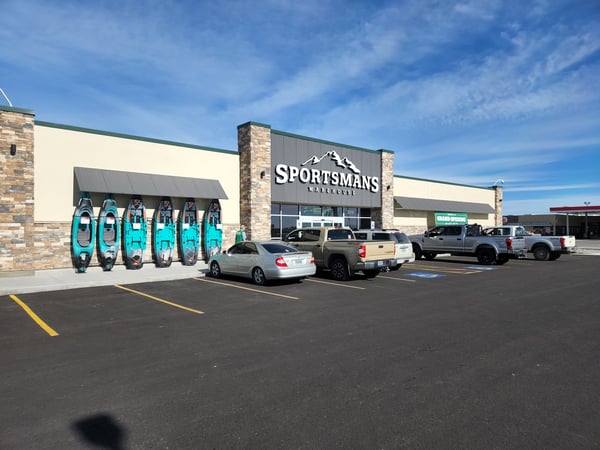 The front entrance of Sportsman's Warehouse in Riverton