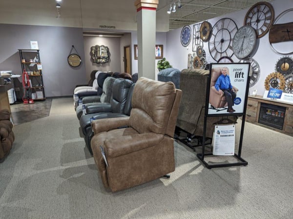 Slumberland Furniture Store in Galesburg,  IL - Recliners