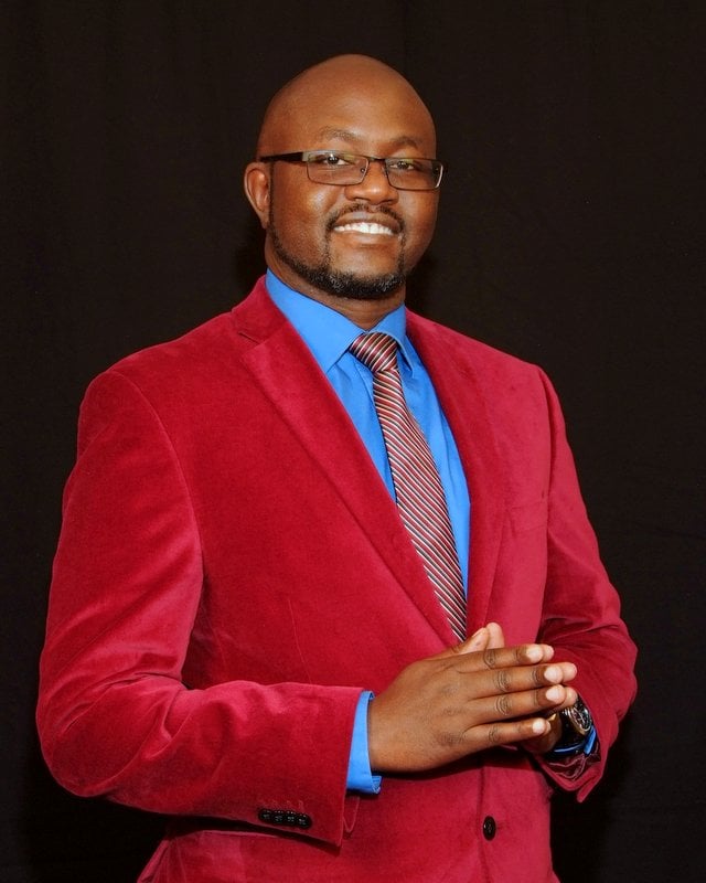 James Mwangi Bear, DE