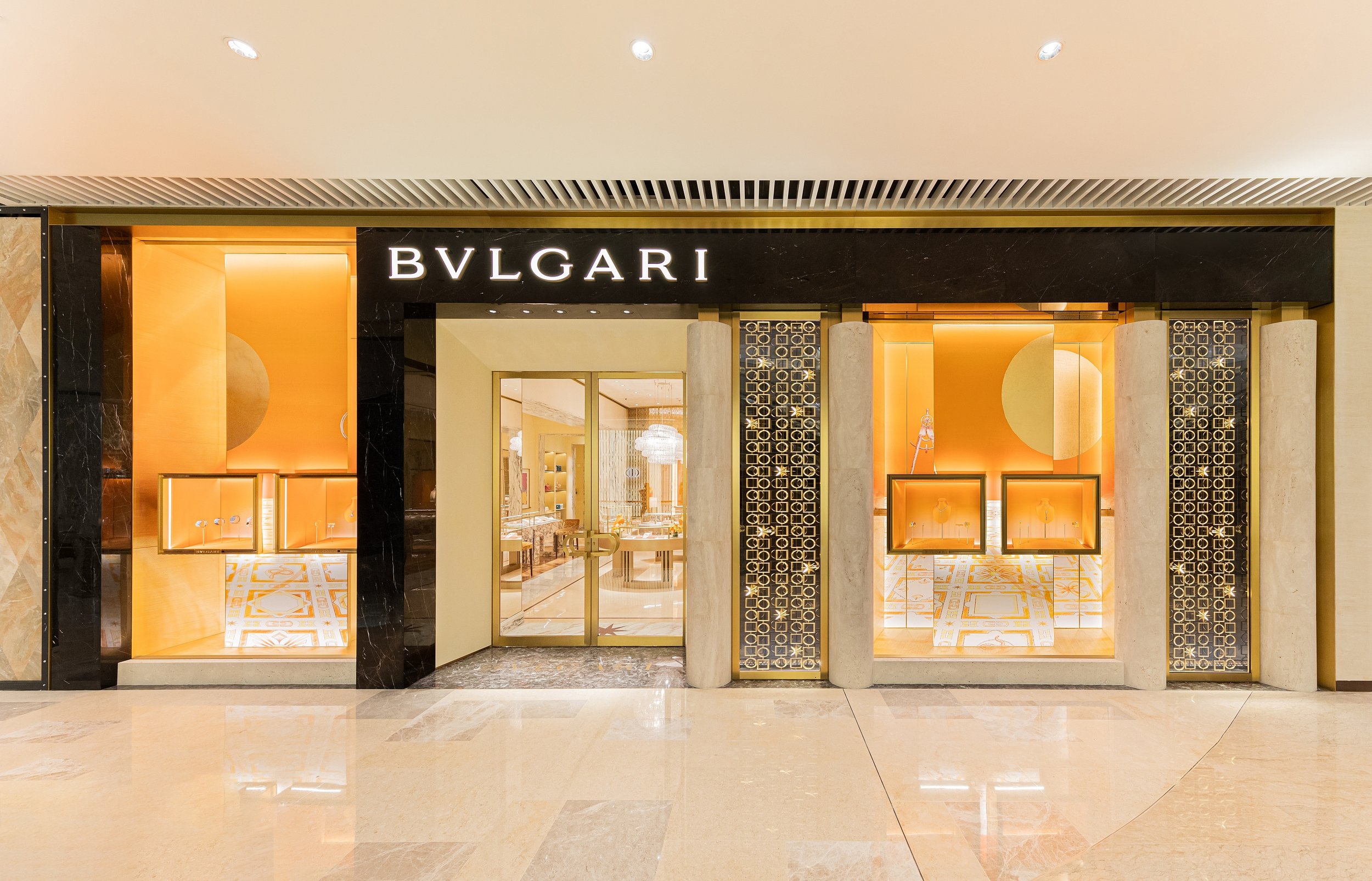 store external view