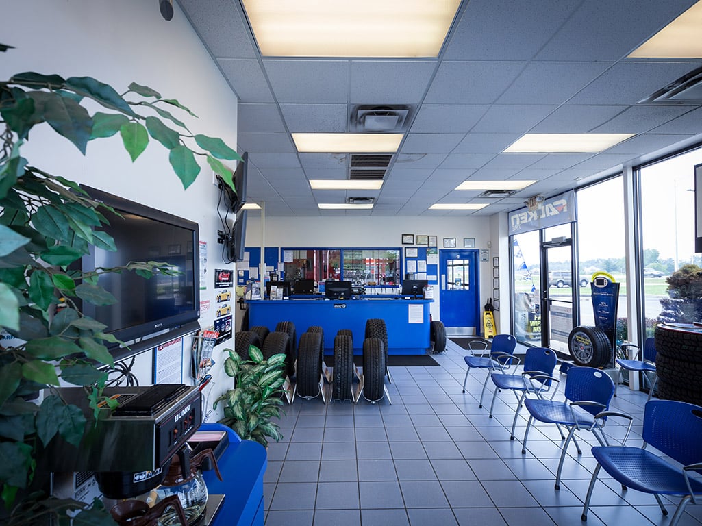 Tire Discounters Mt. Orab tires, alignment, brakes, autoglass in Mount Orab, OH