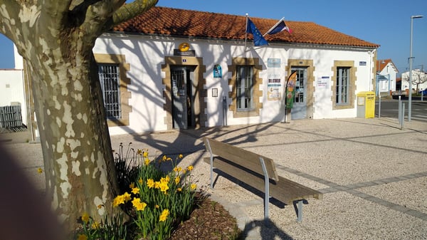 Photo du point La Poste Agence Communale LE PERRIER Mairie