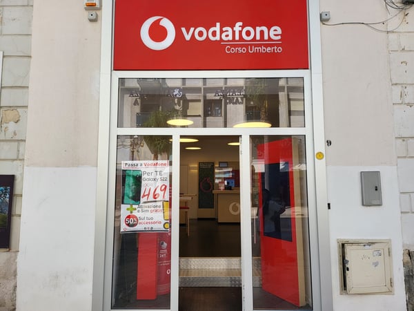 Vodafone Store Corso Umberto Corso Umberto I 9 72100 Brindisi BR