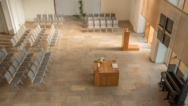 Ev. Kirche Duisburg Wedau, Foto: trinitatis-duisburg.de
