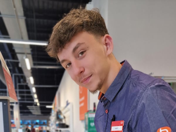 théo conseiller service boulanger chateauroux