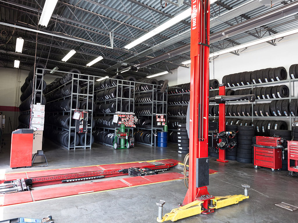 Tire Discounters Newport Pavilion tires, alignment, brakes, autoglass