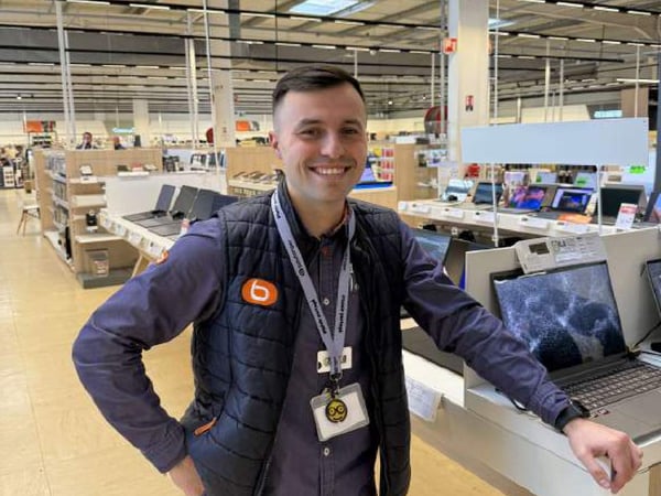 Jérémy, vendeur multimédia Boulanger Auxerre