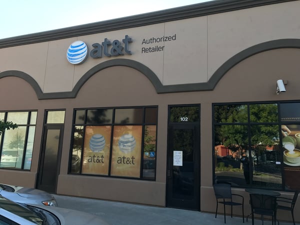 At&t store thanksgiving hours