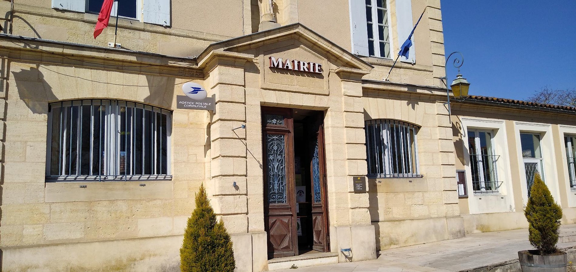 Photo du point La Poste Agence Communale SAUTERNES Mairie