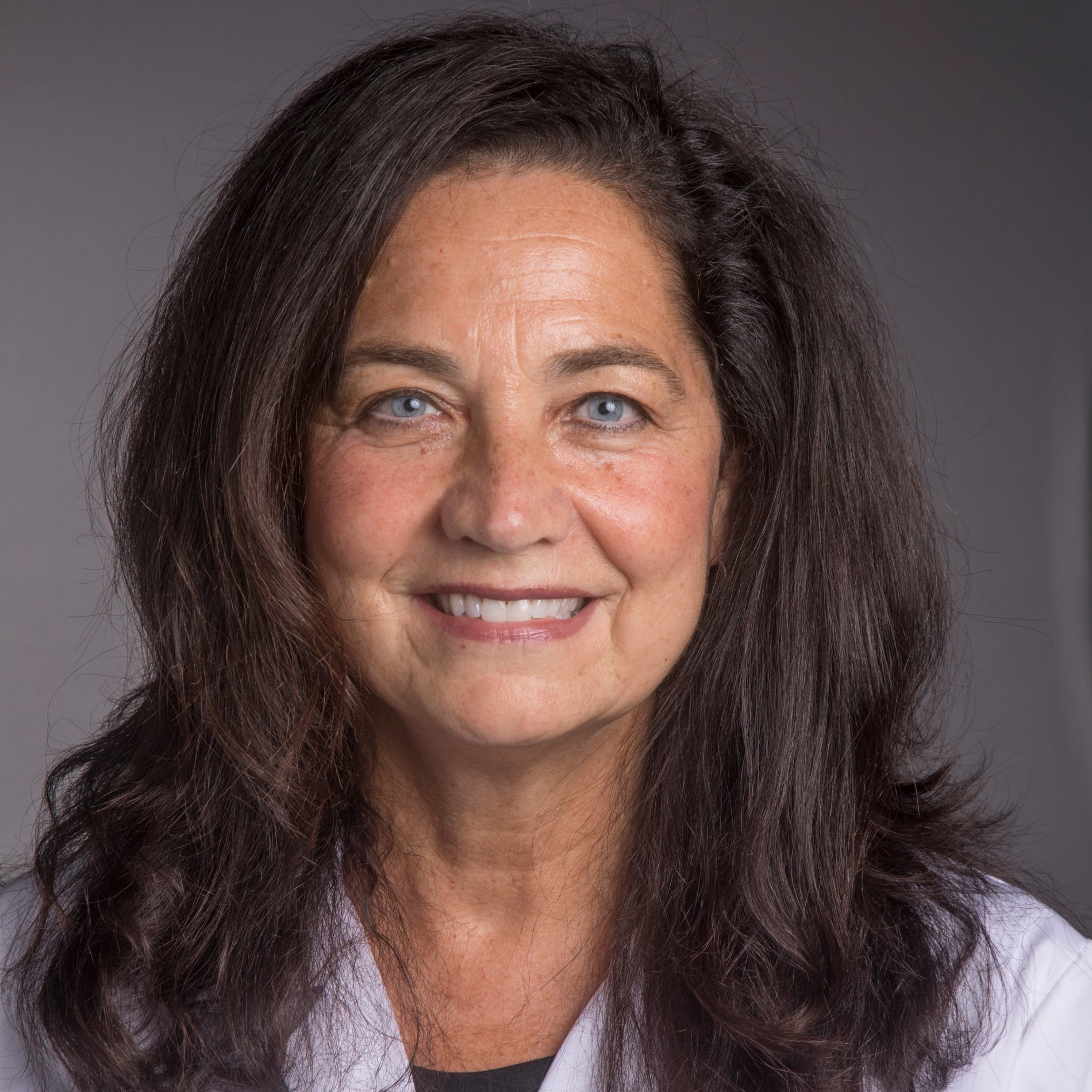 Maureen W Daye, MD