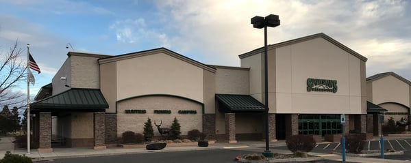 The front entrance of Sportsman's Warehouse in Bend