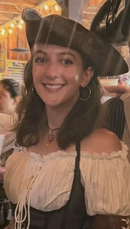 Photo of Tara Ashley