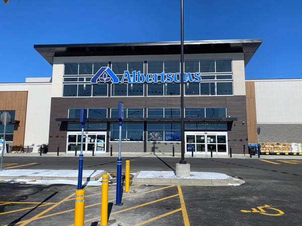 Albertsons Store Front Picture - 5317 Grand Ave in Billings MT