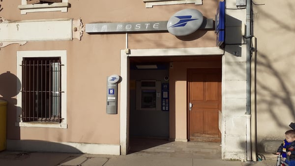 Photo du point La Poste LENTILLY