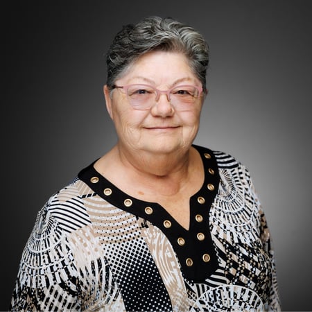 Photo of Laura Cowden