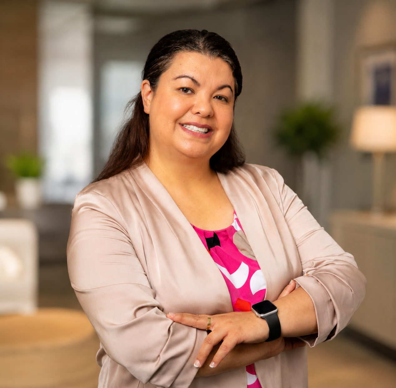 Jenny Valdez, bilingual English and Spanish licensed insurance representative at Raina Rauf’s Allstate agency in Monroe Township NJ serving Central New Jersey customers
