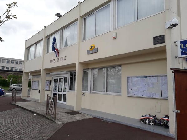 Photo du point La Poste Agence Communale PUISEUX EN FRANCE Mairie
