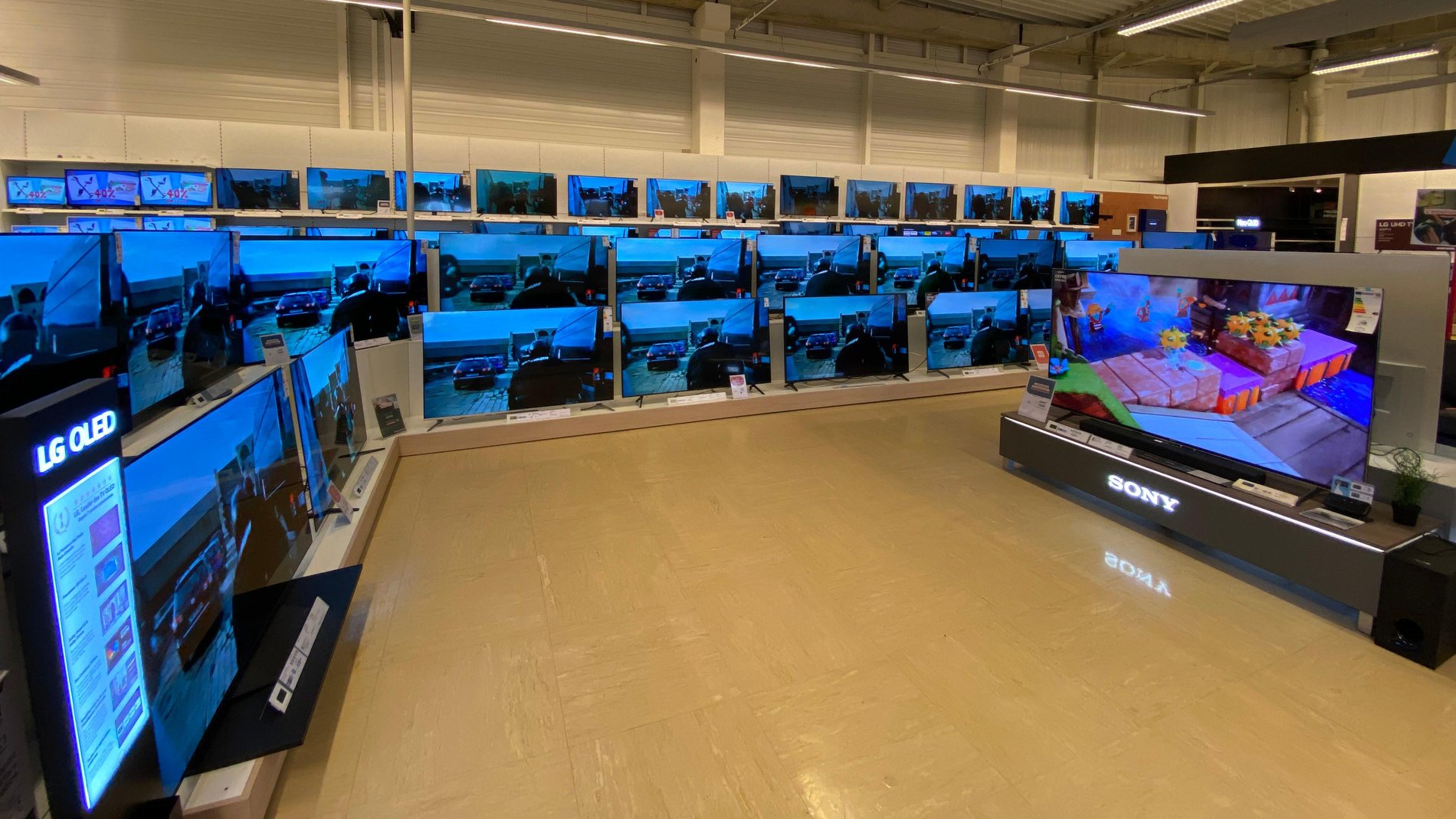 Téléviseurs grande taille 65 pouces 75 pouces 85 pouces et plus, LG OLED, LG QNED, SONY BRAVIA OLED, SAMSUNG QLED, NeoQLED, MiniLED TCL, 4k ou 8k, Hisense, TV LED, Panasonic dans votre magasin Boulanger Brest