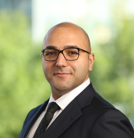 Image of Wealth Management Advisor Naved Rahimi