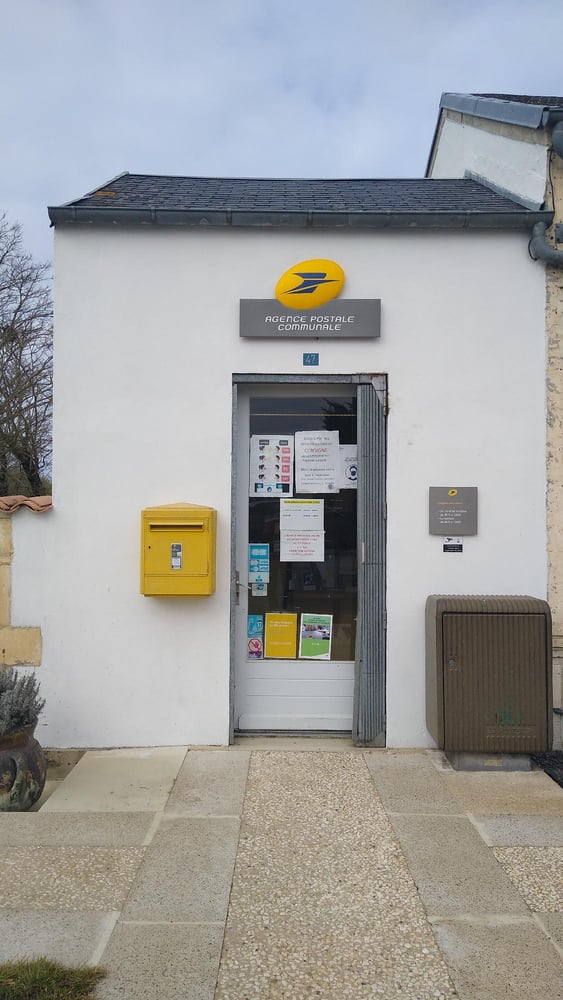 Photo du point La Poste Agence Communale ASNIERES LA GIRAUD Mairie