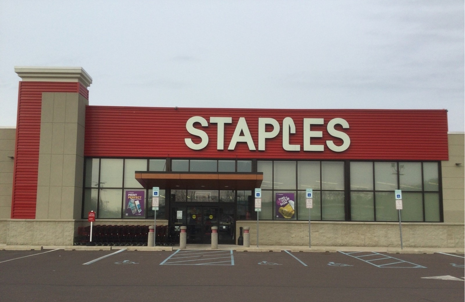 Some Staples stores in Boston are getting podcast studios - The Verge