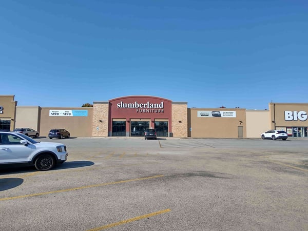 Galesburg Slumberland Furniture parking lot