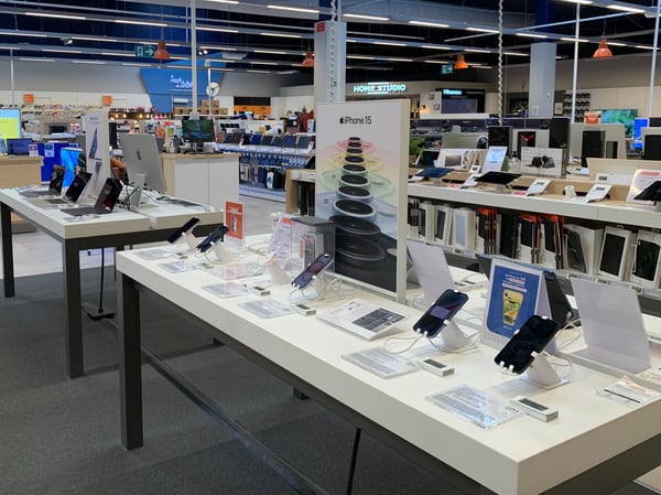 apple iphone 15 macbook airpod ipad