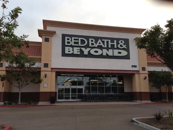 bath bath and beyond store hours