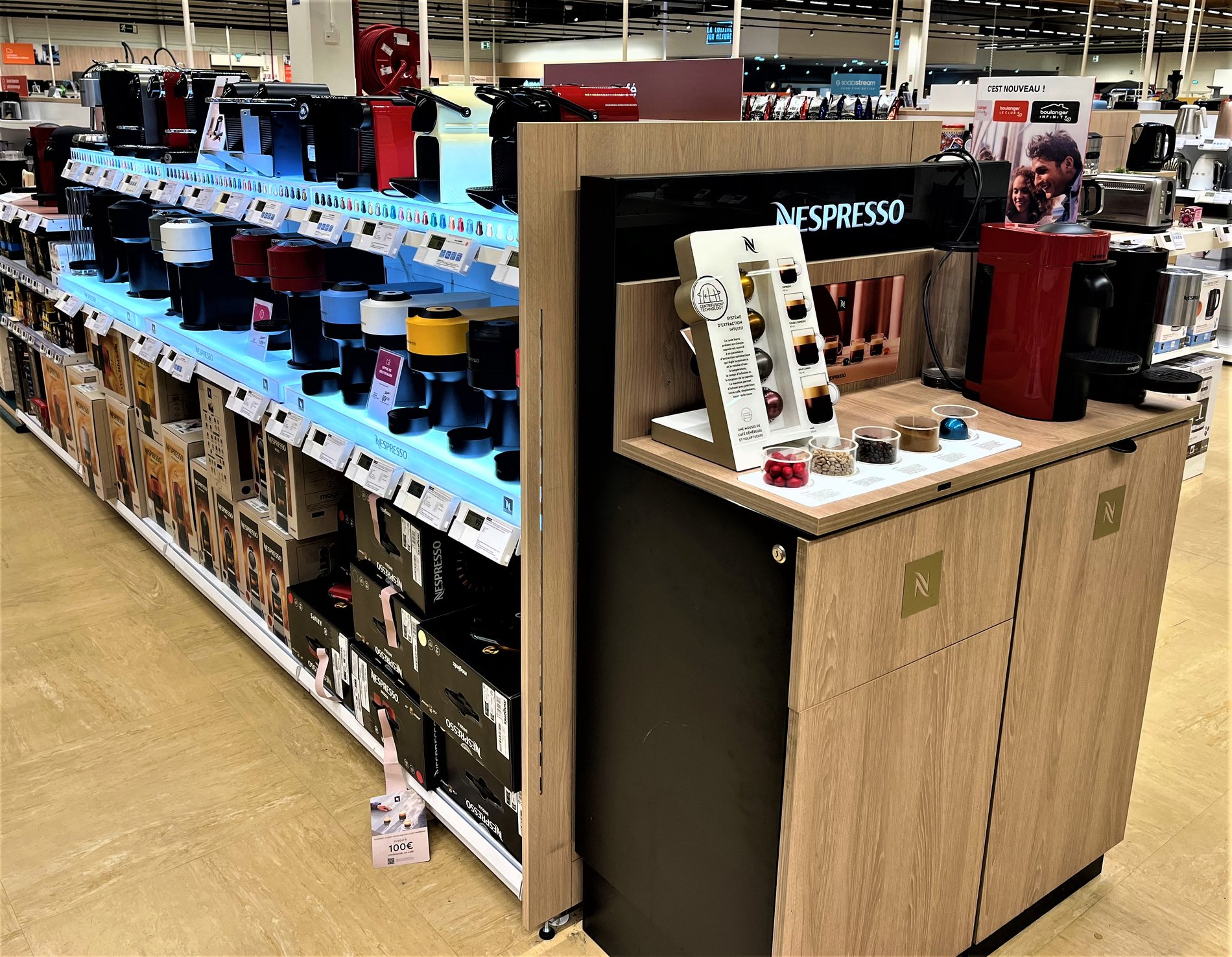 Rayon cafetières Nespresso magasin Boulanger Caen Mondeville