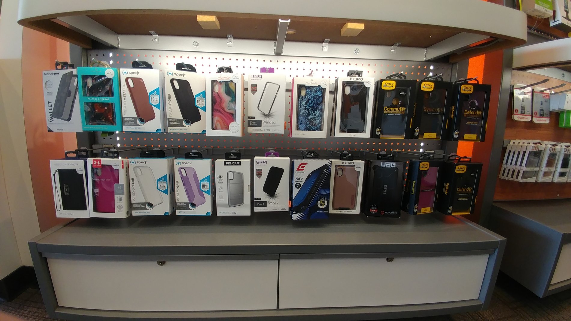 Hutchinson iPhone 13 Pro Max, iPhone 12 deals Hutchinson, MN AT&T