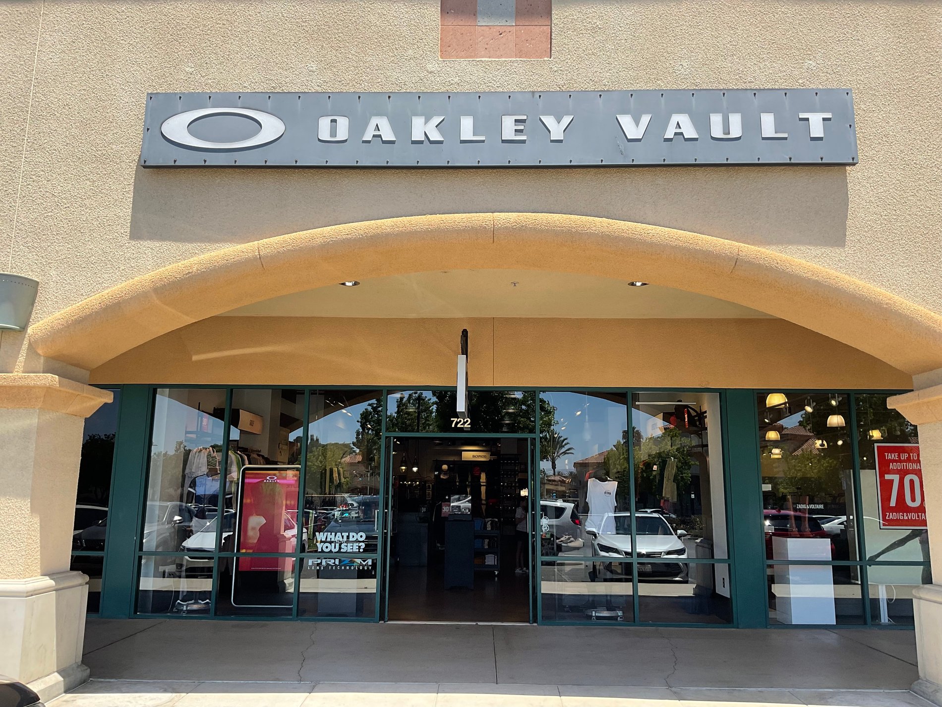 Oakley Vault - Retail in Camarillo