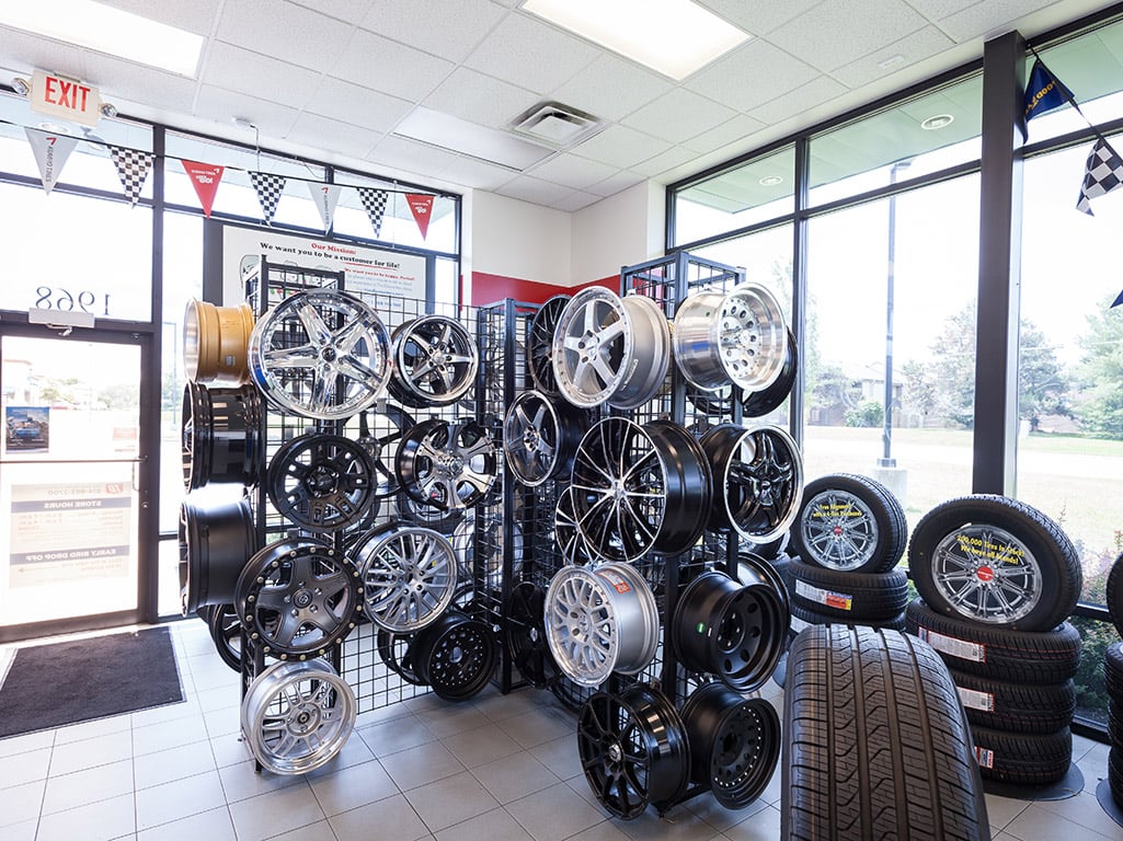 Tire Discounters Slate Ridge tires, alignment, brakes, autoglass in