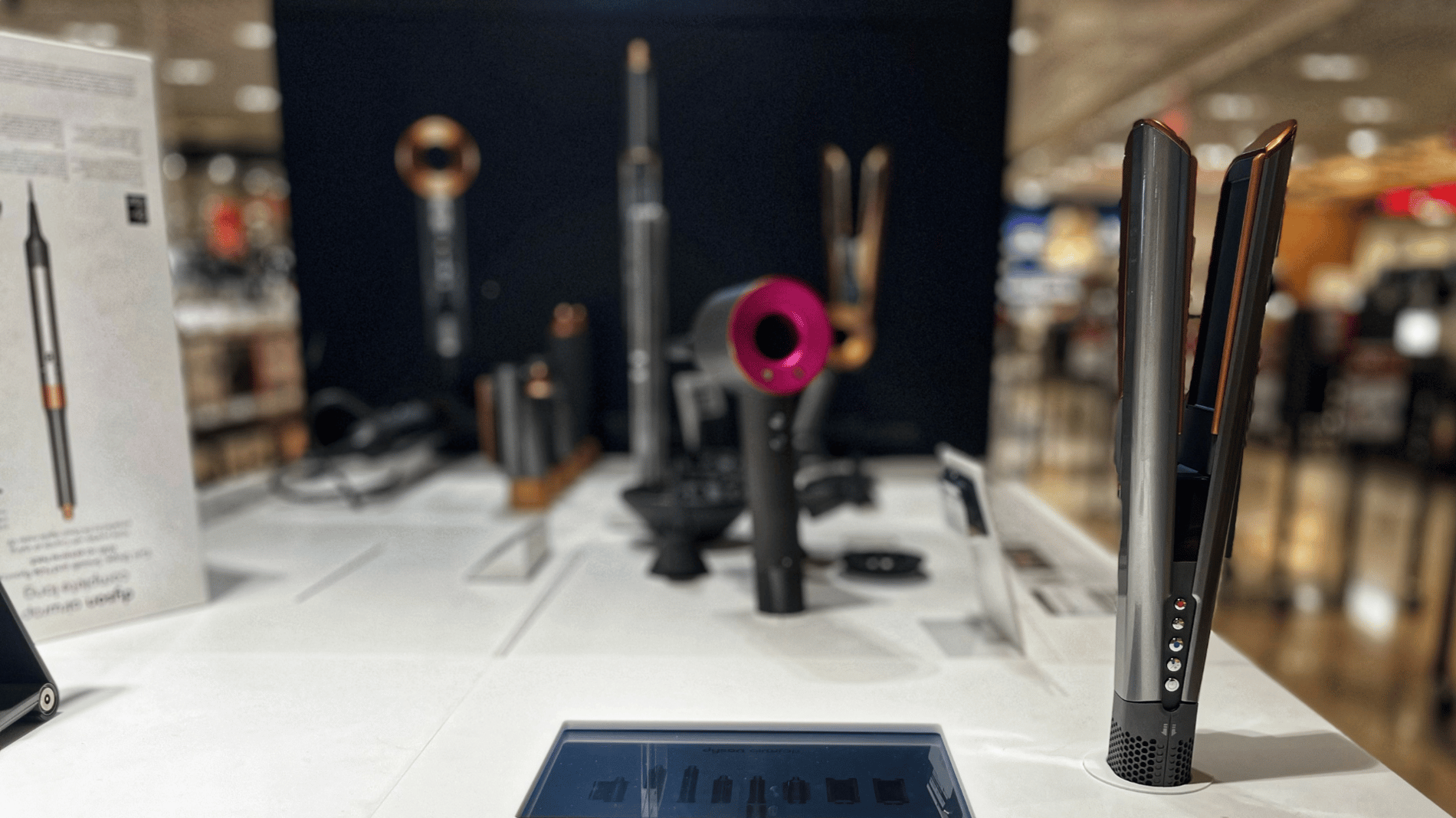 table beauté dyson boulanger nice cap 3000