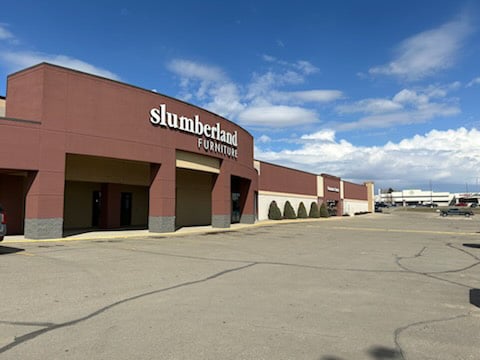 Minot Slumberland Furniture exterior