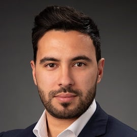 Ali Nafii 
Senior Portfolio Advisor Manager