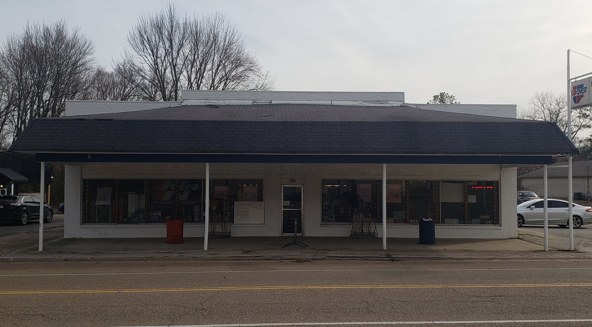 Carquest Auto Parts ESCUEHILL AUTO AND TRACTOR in Brownsville, TN