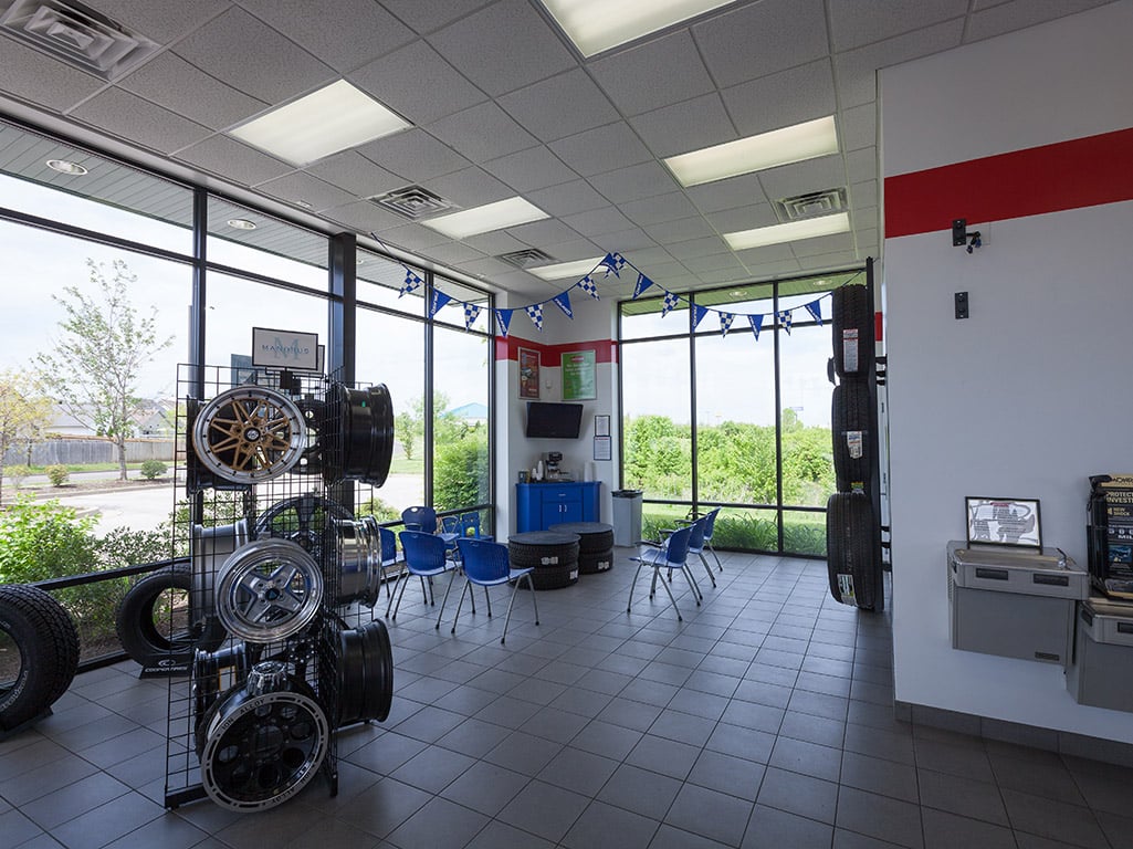 Tire Discounters Bryant Rd tires, alignment, brakes, autoglass in