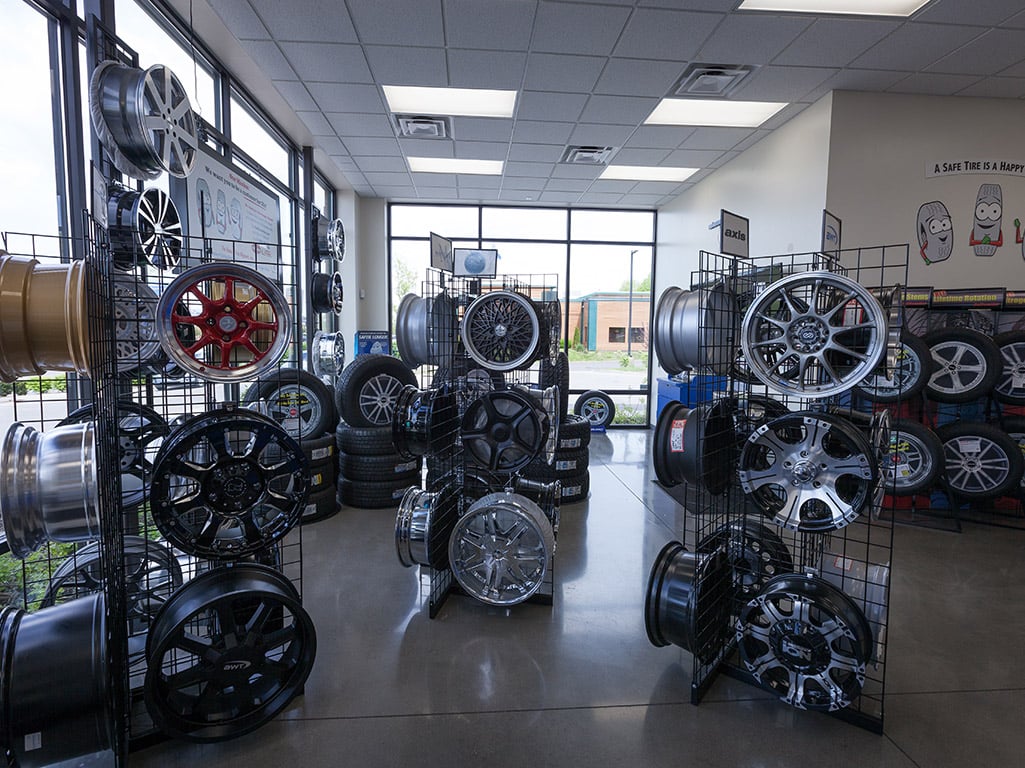 Tire Discounters Man O' War Place tires, alignment, brakes, autoglass