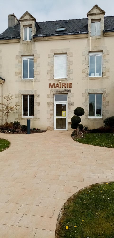 Photo du point La Poste Agence Communale LE SOURN Mairie