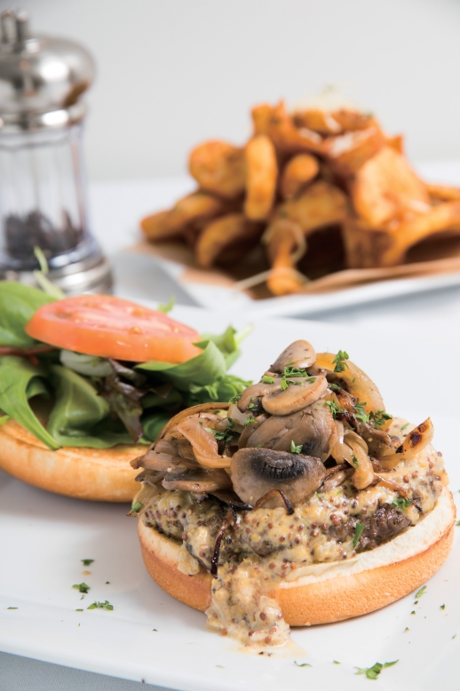 ワギュウ・バーガー$13.15