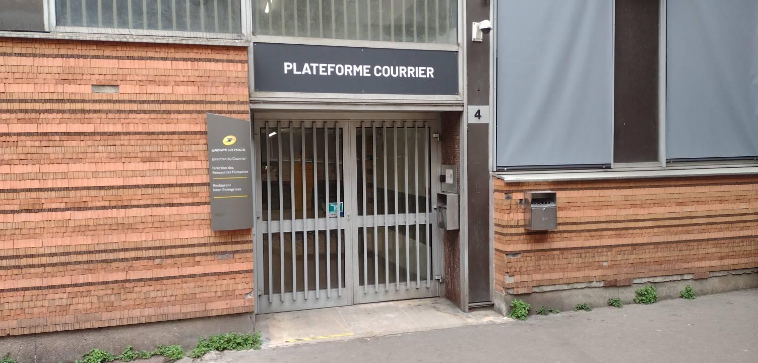 La Poste Espace Clients Pro PARIS 07 PPDC (75015) La Poste La Poste Espace Clients Pro PARIS 07 PPDC (75015) La Poste