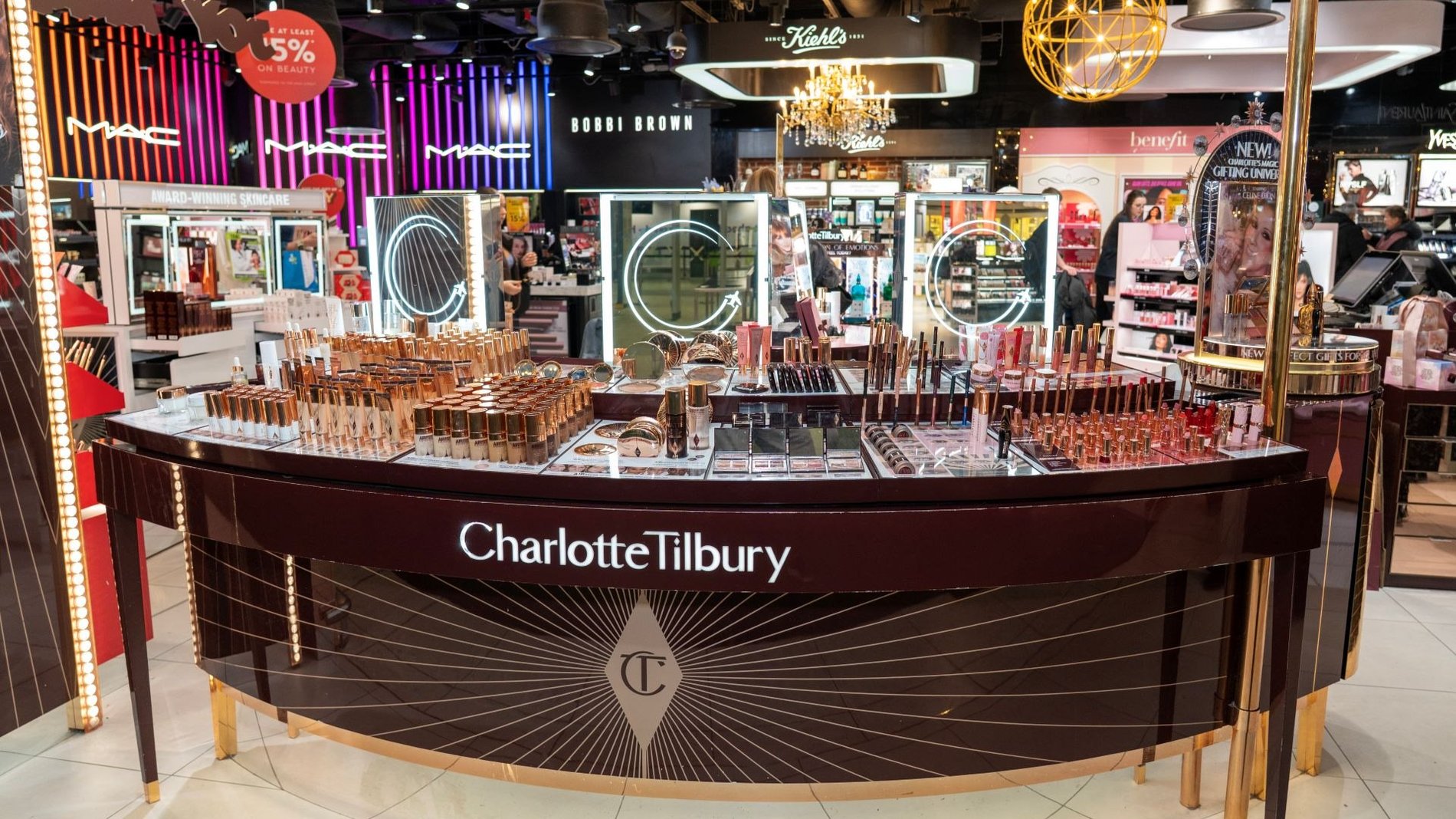 Dublin Airport Terminal 1 Charlotte Tilbury Makeup & Beauty Store