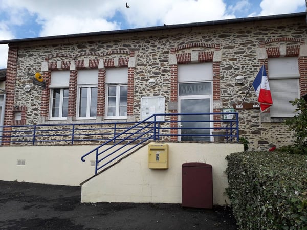 Photo du point La Poste Agence Communale TROCHE Mairie