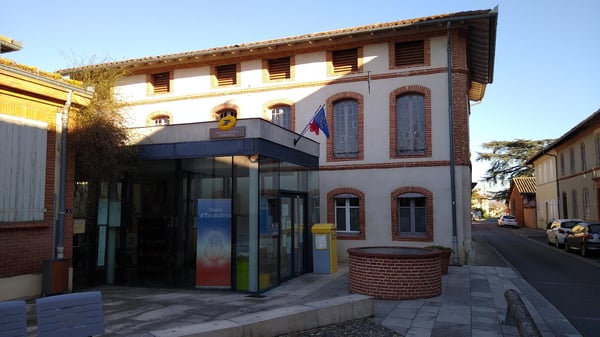 Photo du point La Poste Agence Communale ESCATALENS Mairie