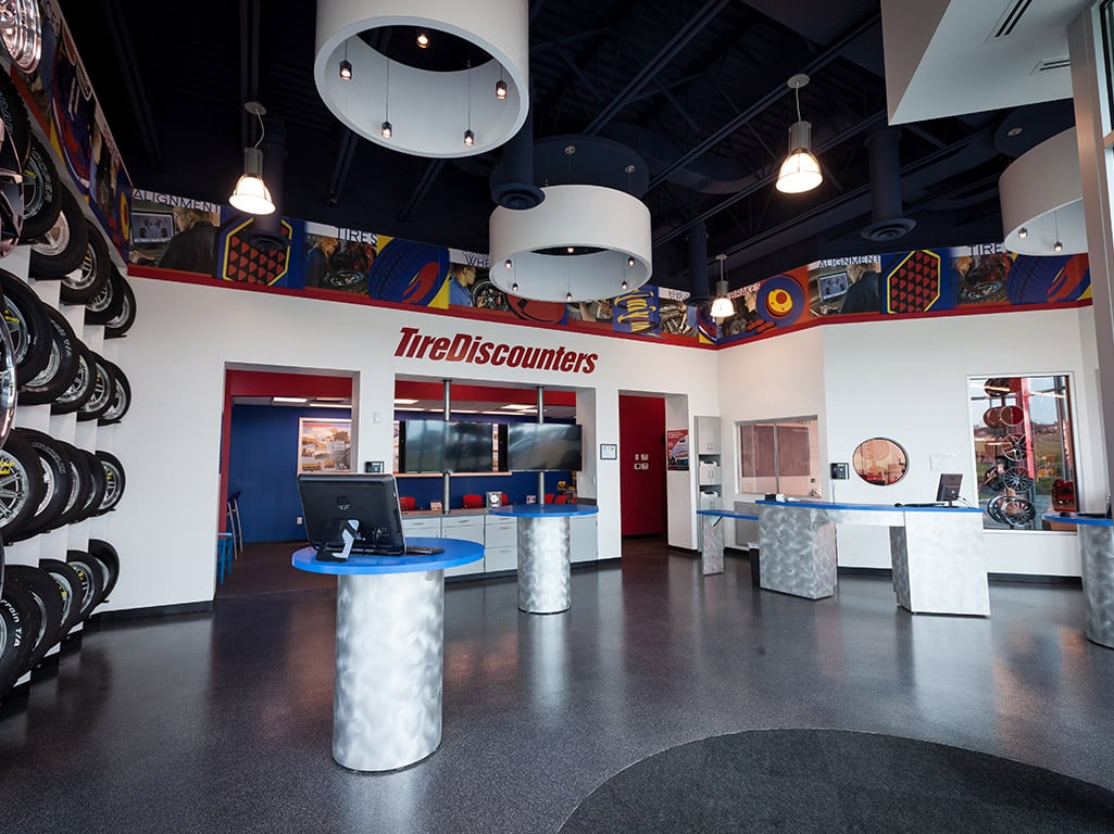 Tire Discounters Colerain II tires, alignment, brakes, autoglass in