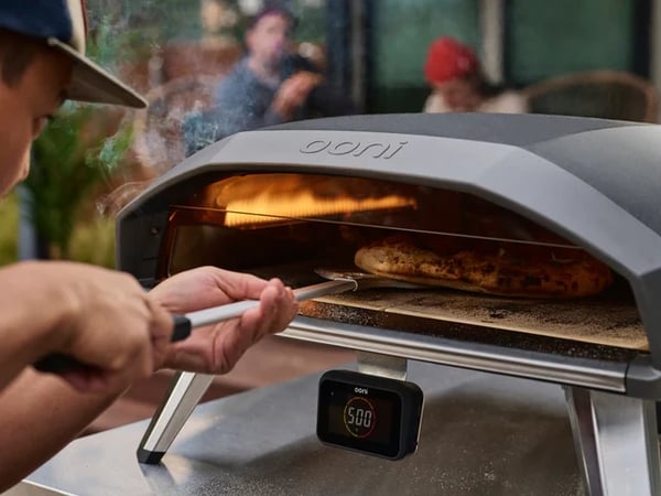 four à pizza gaz Ooni Koda 2 Pro Boulanger Toulon Outdoor