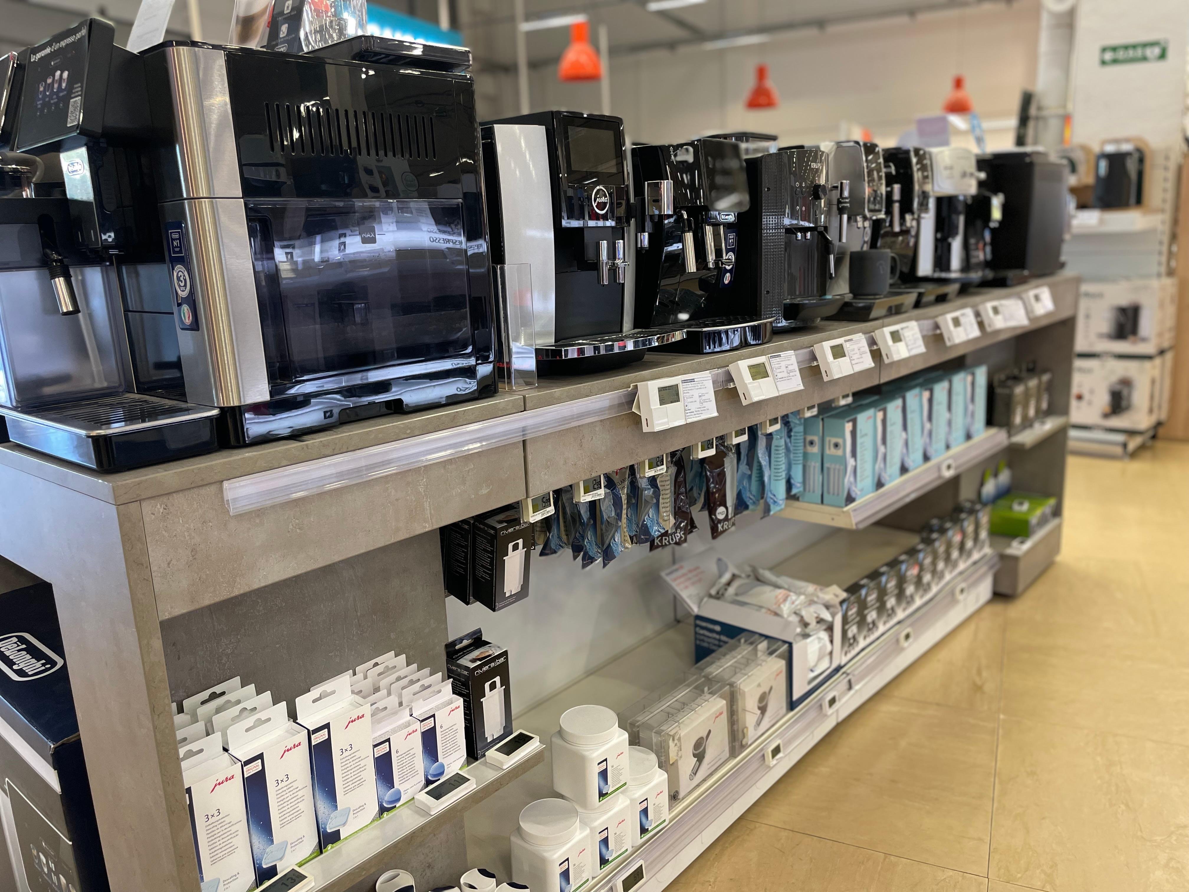 Broyeur Delonghi dans votre magasin Boulanger Plaisir.
