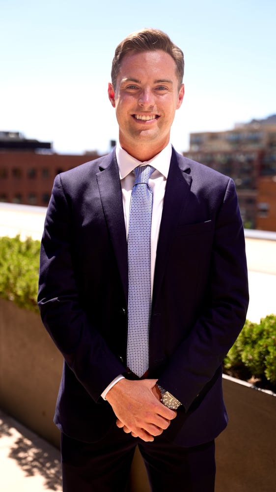 Carousel Associate Image