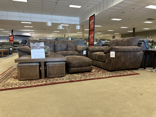 Minocqua Slumberland Furniture interior