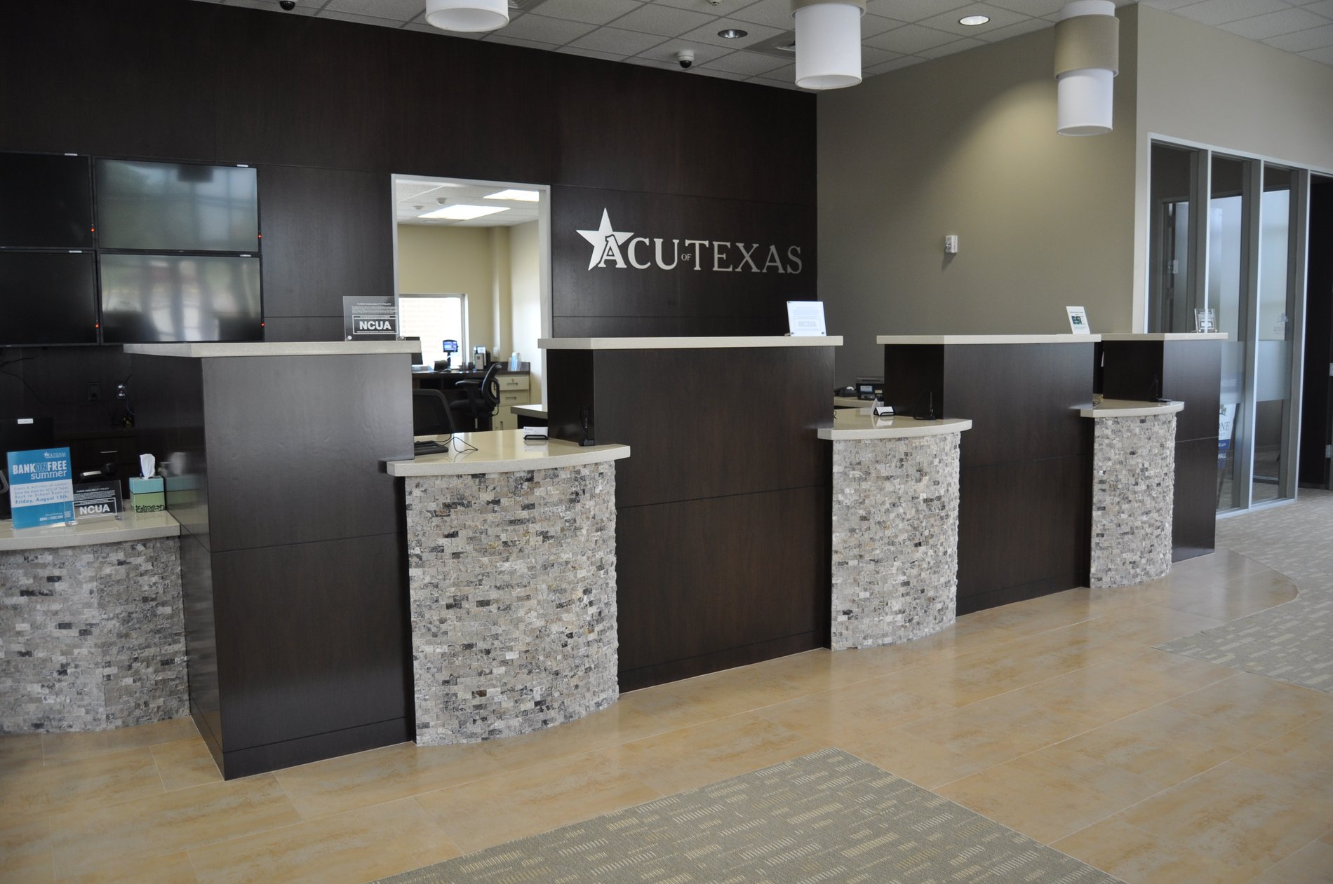 credit-union-of-texas-opens-new-branch-office-in-rockwall-blue-ribbon